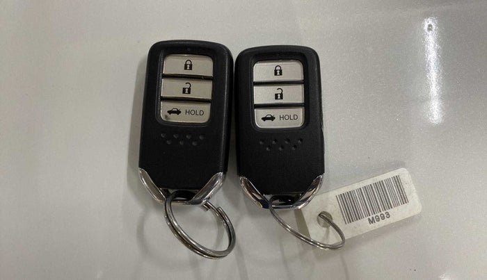 2021 Honda City 1.5L I-DTEC V, Diesel, Manual, 44,475 km, Key Close Up