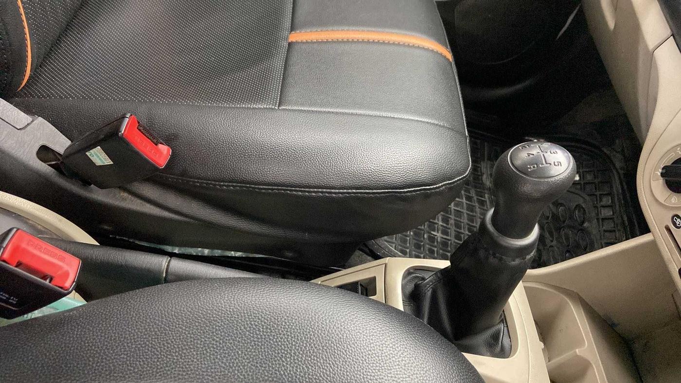 2020 Maruti Alto VXI, Petrol, Manual, 24,006 km, Gear Lever