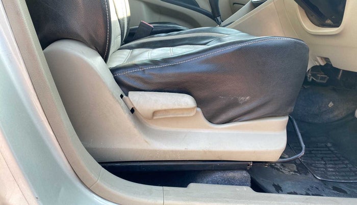 2016 Maruti Celerio VXI AMT, Petrol, Automatic, 56,858 km, Driver Side Adjustment Panel