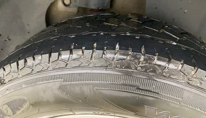 2023 Tata Harrier XTA 2.0L KRYOTEC PLUS, Diesel, Automatic, 1,06,808 km, Left Rear Tyre Tread