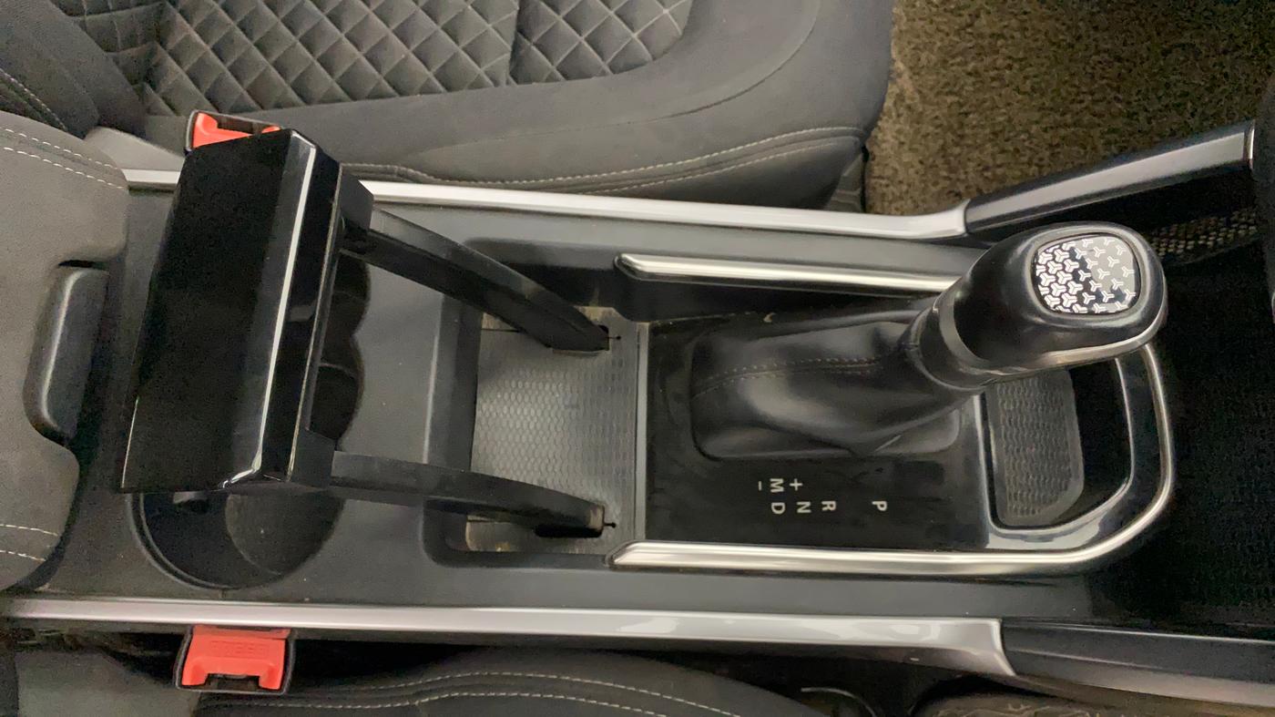 2023 Tata Harrier XTA 2.0L KRYOTEC PLUS, Diesel, Automatic, 1,06,808 km, Gear Lever