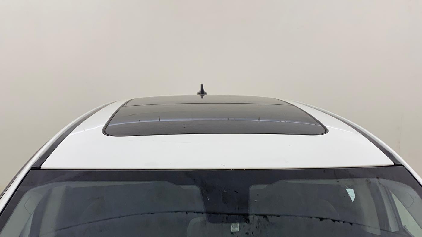 2023 Tata Harrier XTA 2.0L KRYOTEC PLUS, Diesel, Automatic, 1,06,808 km, Moonroof/ Sunroof