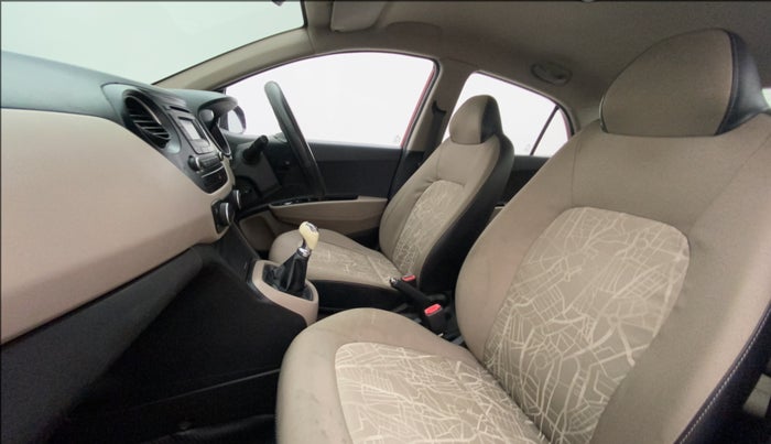 2015 Hyundai Xcent SX 1.2 (O), Petrol, Manual, 71,955 km, Right Side Front Door Cabin