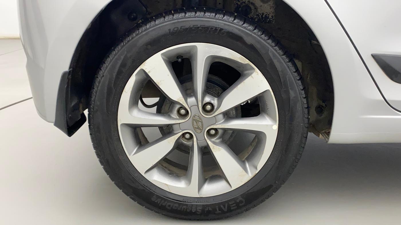 2017 Hyundai Elite i20 ASTA 1.2 (O), Petrol, Manual, 76,977 km, Right Rear Wheel
