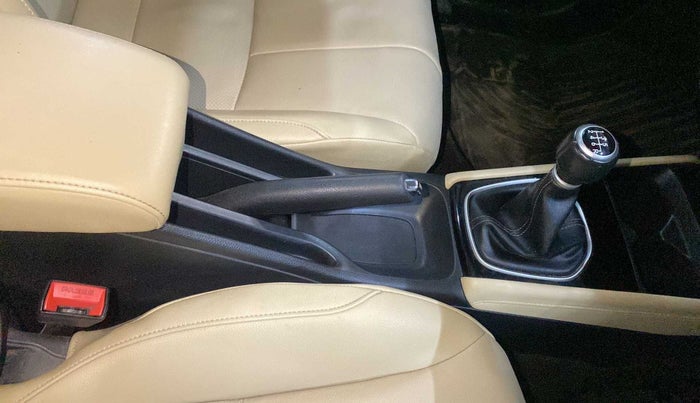 2020 Honda City 1.5L I-VTEC ZX, Petrol, Manual, 52,662 km, Gear Lever