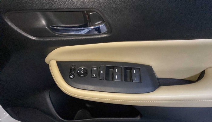 2020 Honda City 1.5L I-VTEC ZX, Petrol, Manual, 52,662 km, Driver Side Door Panels Control