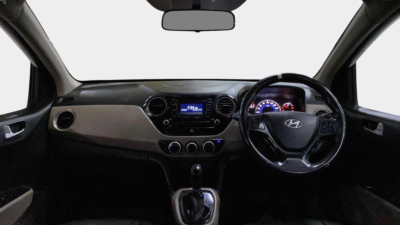 2015 Hyundai Grand i10 ASTA AT 1.2 KAPPA VTVT, Petrol, Automatic, 38,156 km, Dashboard