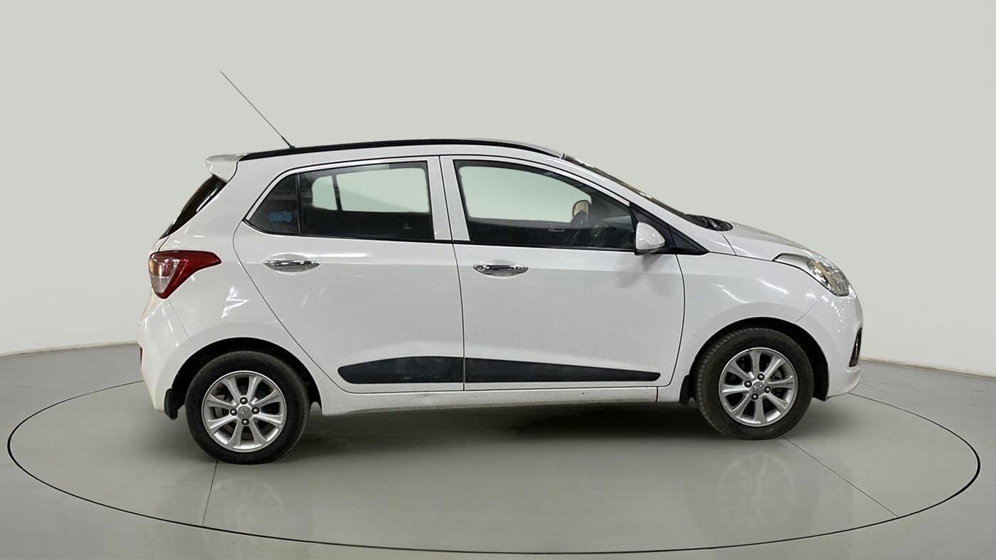 2015 Hyundai Grand i10 ASTA AT 1.2 KAPPA VTVT, Petrol, Automatic, 38,156 km, Right Side View