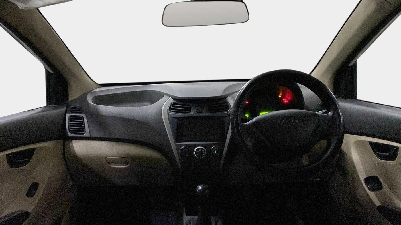 2018 Hyundai Eon ERA +, Petrol, Manual, 25,857 km, Dashboard