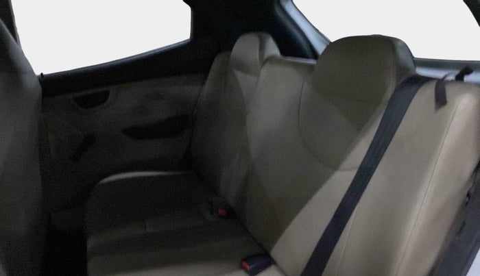 2018 Hyundai Eon ERA +, Petrol, Manual, 25,857 km, Right Side Rear Door Cabin