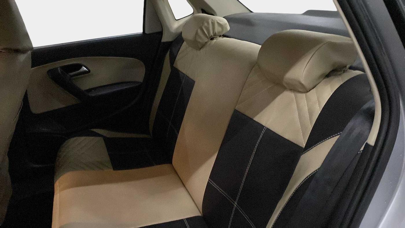 2016 Volkswagen Ameo TRENDLINE 1.2L, Petrol, Manual, 86,107 km, Right Side Rear Door Cabin