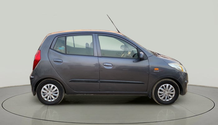 2016 Hyundai i10 SPORTZ 1.1, CNG, Manual, 61,297 km, Right Side View