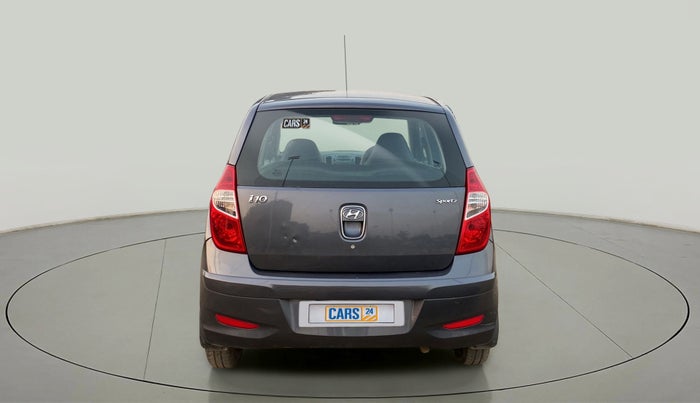 2016 Hyundai i10 SPORTZ 1.1, CNG, Manual, 61,297 km, Back/Rear