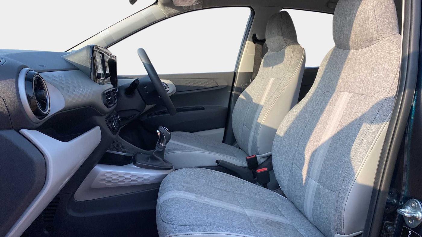 2021 Hyundai GRAND I10 NIOS SPORTZ AMT 1.2 KAPPA VTVT, Petrol, Automatic, 15,196 km, Right Side Front Door Cabin