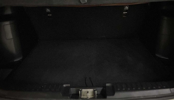 2021 Maruti Vitara Brezza LXI, Petrol, Manual, 10,327 km, Boot Inside