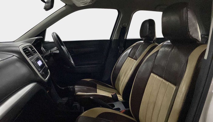 2021 Maruti Vitara Brezza LXI, Petrol, Manual, 10,327 km, Right Side Front Door Cabin