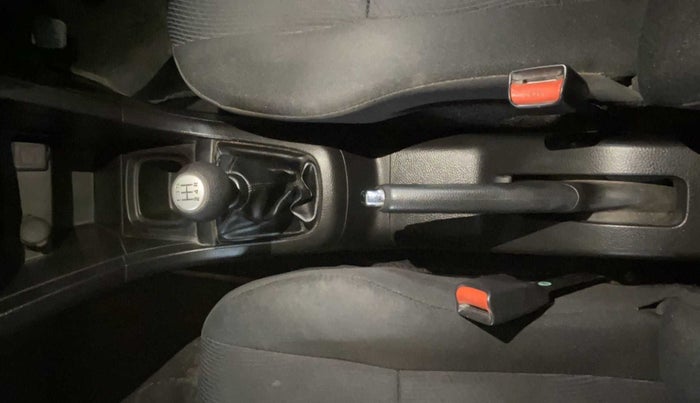 2015 Maruti Swift ZXI, Petrol, Manual, 56,805 km, Gear Lever