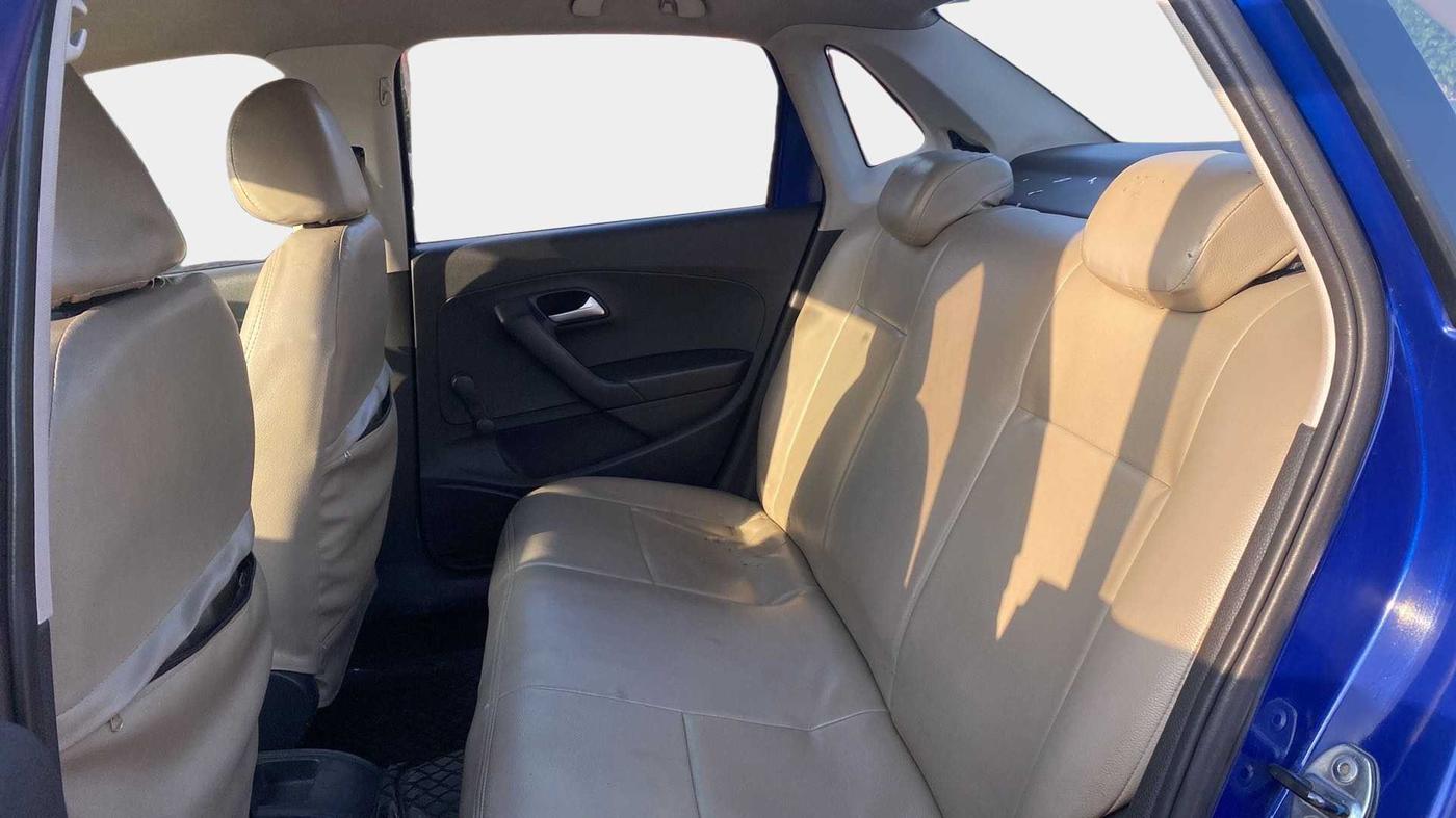 2019 Volkswagen Ameo TRENDLINE 1.0L, Petrol, Manual, 59,396 km, Right Side Rear Door Cabin
