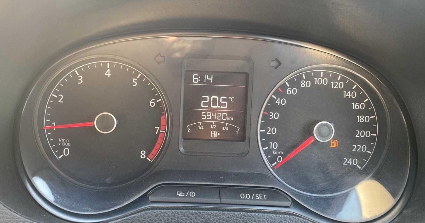 2019 Volkswagen Ameo TRENDLINE 1.0L, Petrol, Manual, 59,396 km, Odometer Image