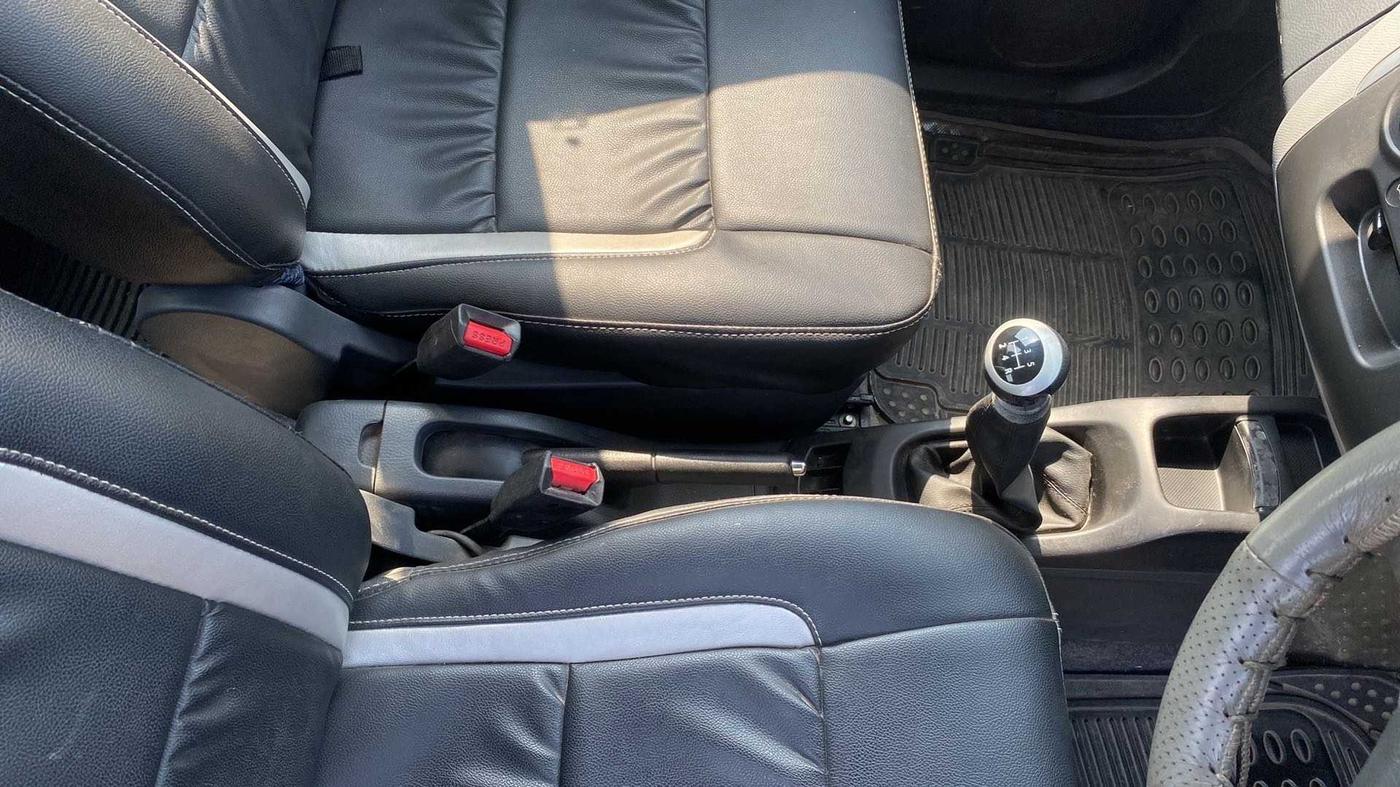 2012 Maruti Wagon R 1.0 VXI, Petrol, Manual, 15,981 km, Gear Lever