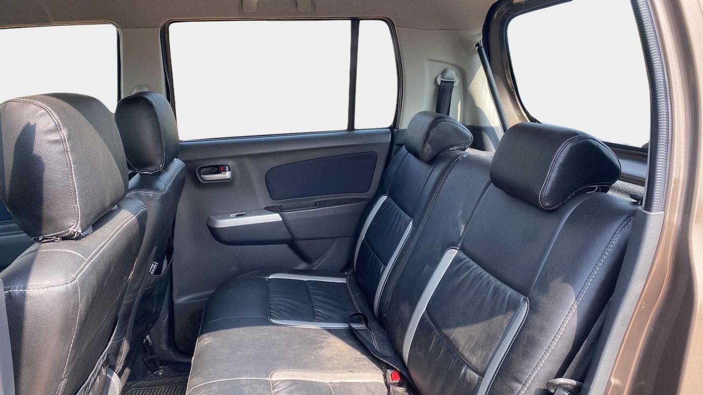 2012 Maruti Wagon R 1.0 VXI, Petrol, Manual, 15,981 km, Right Side Rear Door Cabin
