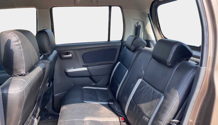 2012 Maruti Wagon R 1.0 VXI, Petrol, Manual, 15,981 km, Right Side Rear Door Cabin