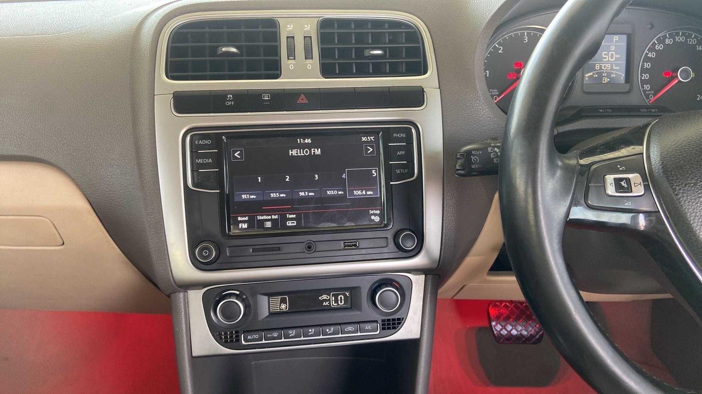 2018 Volkswagen Vento HIGHLINE PLUS 1.5 AT 16 ALLOY, Diesel, Automatic, 87,079 km, Air Conditioner