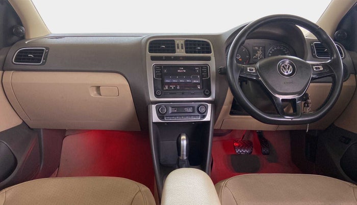 2018 Volkswagen Vento HIGHLINE PLUS 1.5 AT 16 ALLOY, Diesel, Automatic, 87,079 km, Dashboard