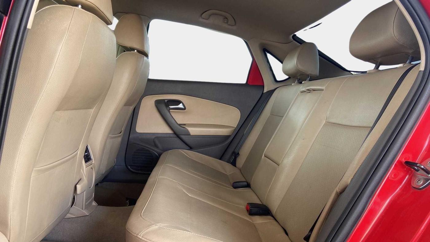 2018 Volkswagen Vento HIGHLINE PLUS 1.5 AT 16 ALLOY, Diesel, Automatic, 87,079 km, Right Side Rear Door Cabin
