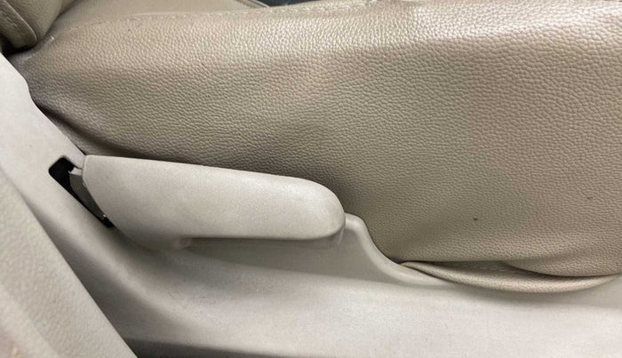 2018 Maruti Celerio ZXI, Petrol, Manual, 25,527 km, Driver Side Adjustment Panel