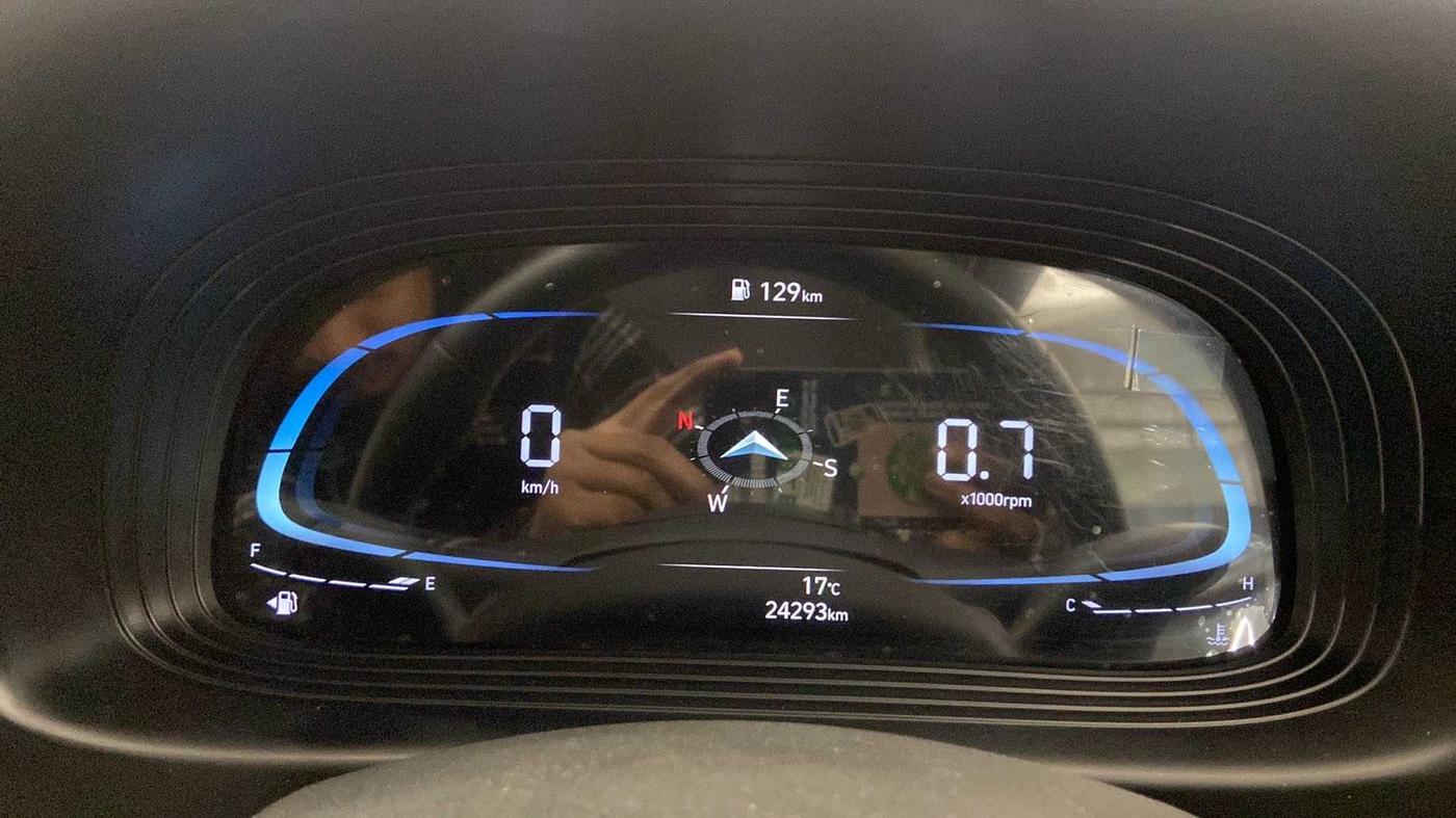 2022 Hyundai VENUE SX (O) 1.5 CRDI, Diesel, Manual, 24,293 km, Odometer Image