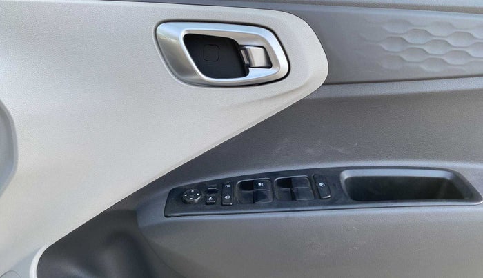 2020 Hyundai GRAND I10 NIOS SPORTZ AMT 1.2 KAPPA VTVT, Petrol, Automatic, 42,358 km, Driver Side Door Panels Control