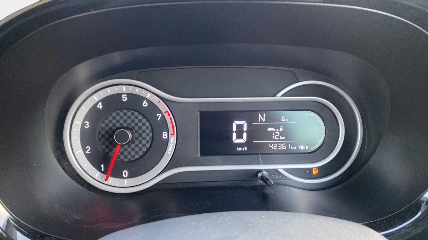 2020 Hyundai GRAND I10 NIOS SPORTZ AMT 1.2 KAPPA VTVT, Petrol, Automatic, 42,358 km, Odometer Image