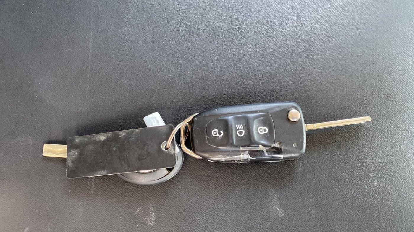 2019 Tata NEXON XM DIESEL, Diesel, Manual, 98,997 km, Key Close Up