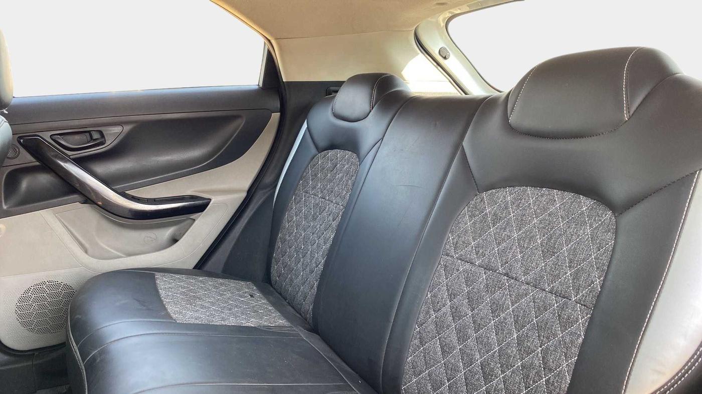 2019 Tata NEXON XM DIESEL, Diesel, Manual, 98,997 km, Right Side Rear Door Cabin