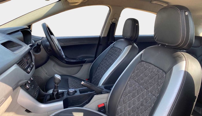 2019 Tata NEXON XM DIESEL, Diesel, Manual, 98,997 km, Right Side Front Door Cabin