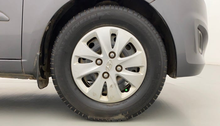 2012 Hyundai i10 SPORTZ 1.2, Petrol, Manual, 81,073 km, Right Front Wheel