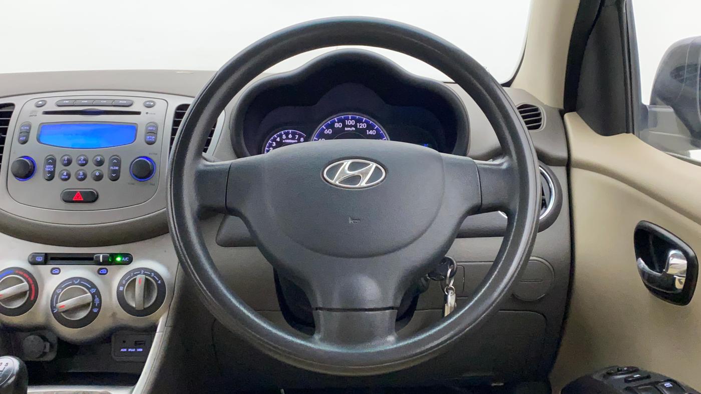 2012 Hyundai i10 SPORTZ 1.2, Petrol, Manual, 81,073 km, Steering Wheel Close Up