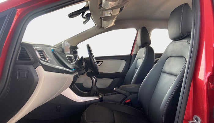 2022 Tata ALTROZ XZ PLUS PETROL, Petrol, Manual, 11,586 km, Right Side Front Door Cabin
