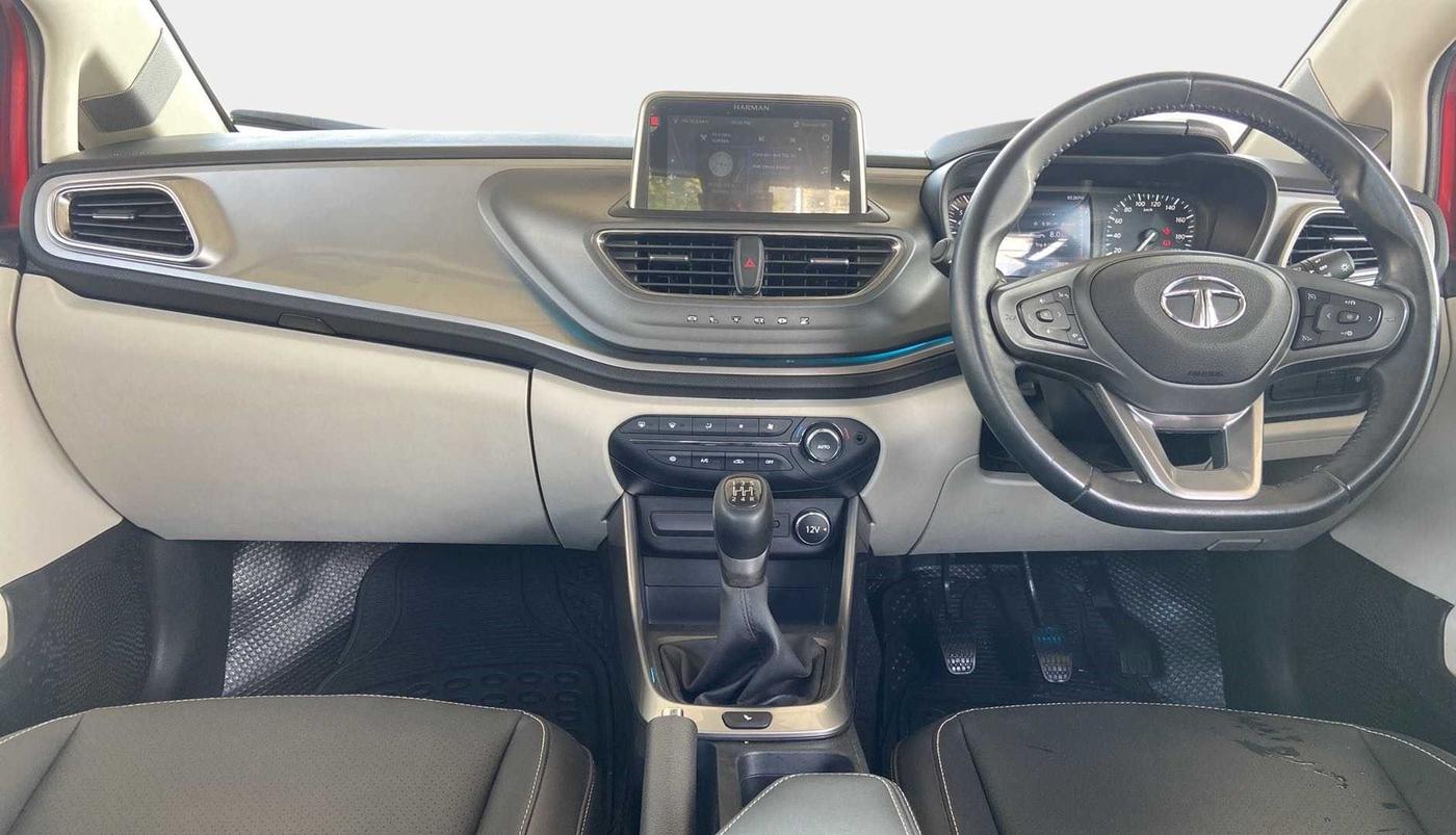 2022 Tata ALTROZ XZ PLUS PETROL, Petrol, Manual, 11,586 km, Dashboard
