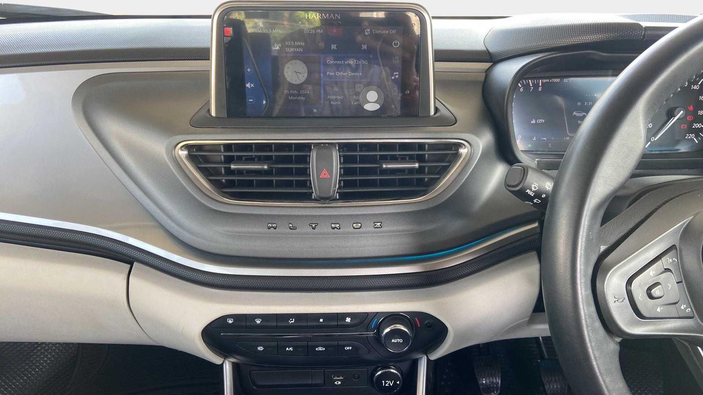 2022 Tata ALTROZ XZ PLUS PETROL, Petrol, Manual, 11,586 km, Air Conditioner