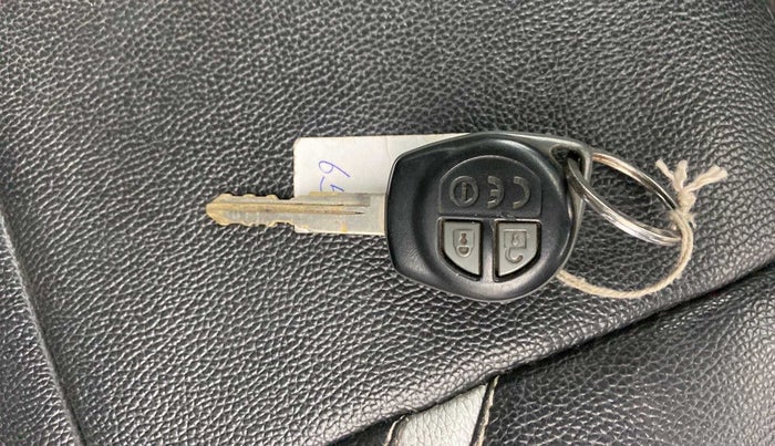 2017 Maruti IGNIS DELTA 1.2, Petrol, Manual, 57,240 km, Key Close Up