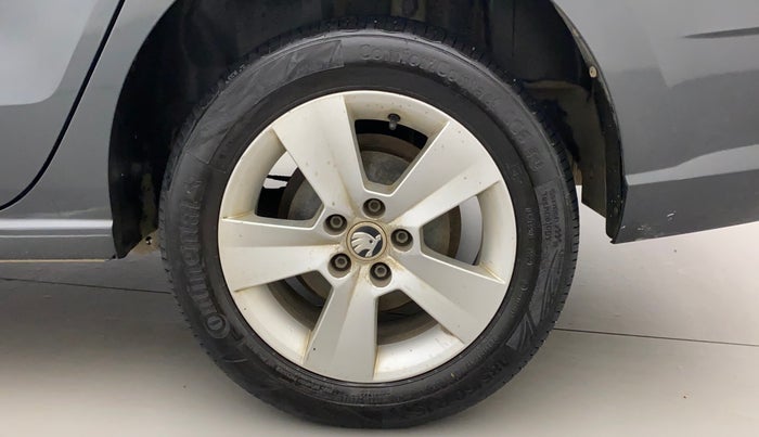 2018 Skoda Rapid AMBITION 1.5 TDI AT, Diesel, Automatic, 97,682 km, Left Rear Wheel