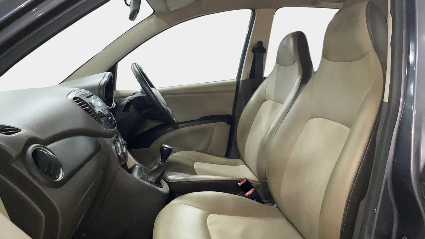 2013 Hyundai i10 MAGNA 1.1, Petrol, Manual, 48,742 km, Right Side Front Door Cabin