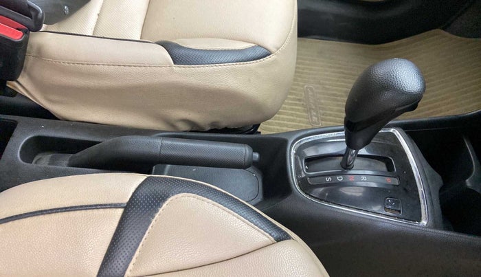 2018 Honda Amaze 1.2L I-VTEC V CVT, Petrol, Automatic, 51,832 km, Gear Lever