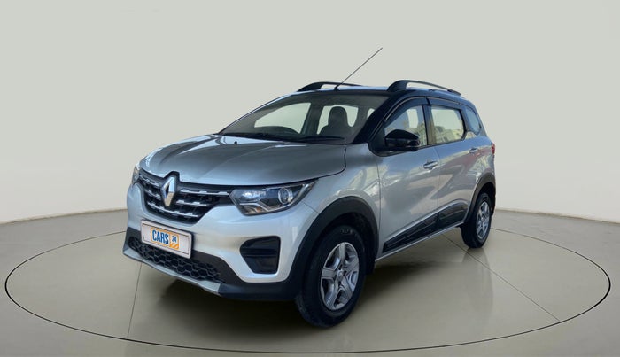 2022 Renault TRIBER RXT AMT, Petrol, Automatic, 30,150 km, Left Front Diagonal