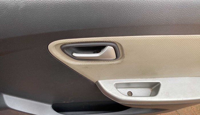 2018 Maruti Alto K10 VXI (O) AMT, Petrol, Automatic, 25,777 km, Driver Side Door Panels Control