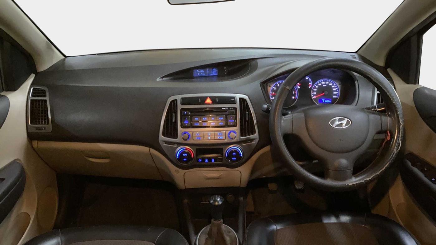 2013 Hyundai i20 MAGNA 1.2, Petrol, Manual, 91,834 km, Dashboard