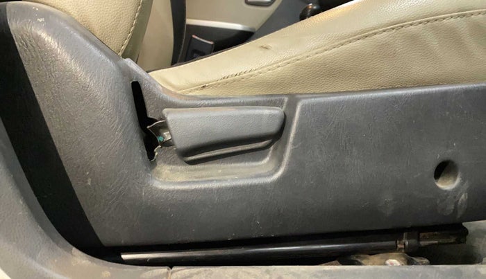 2018 Maruti Alto K10 VXI, CNG, Manual, 64,790 km, Driver Side Adjustment Panel