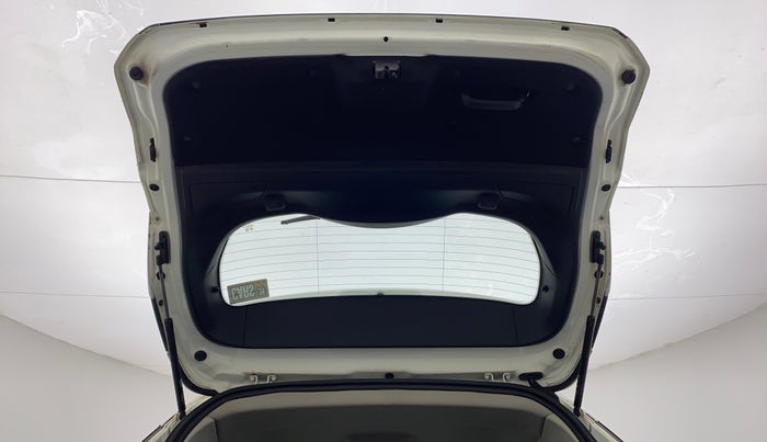 2019 Tata Harrier XZ 2.0L, Diesel, Manual, 91,379 km, Boot Door Open